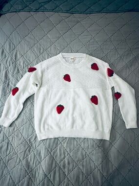 BiBi White Crewneck Sweater with Red Strawberry Motifs